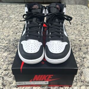 Women’s Air Jordan 1 Bleached Coral!